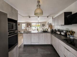  Maison à vendre 7 pièces 180 m²