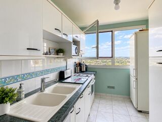 Vente Appartement APPARTEMENT T3 - LE PECQ (78230) - BALCON - PARKING - CAVE - PROCHE COMMERCES ET ECOLES - VUE DÉGAGÉE Le pecq