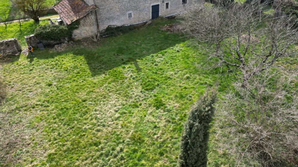 Vente Terrain Terrain constructible de 1 168 m² en zone UB ? Hors lotissement Parmilieu