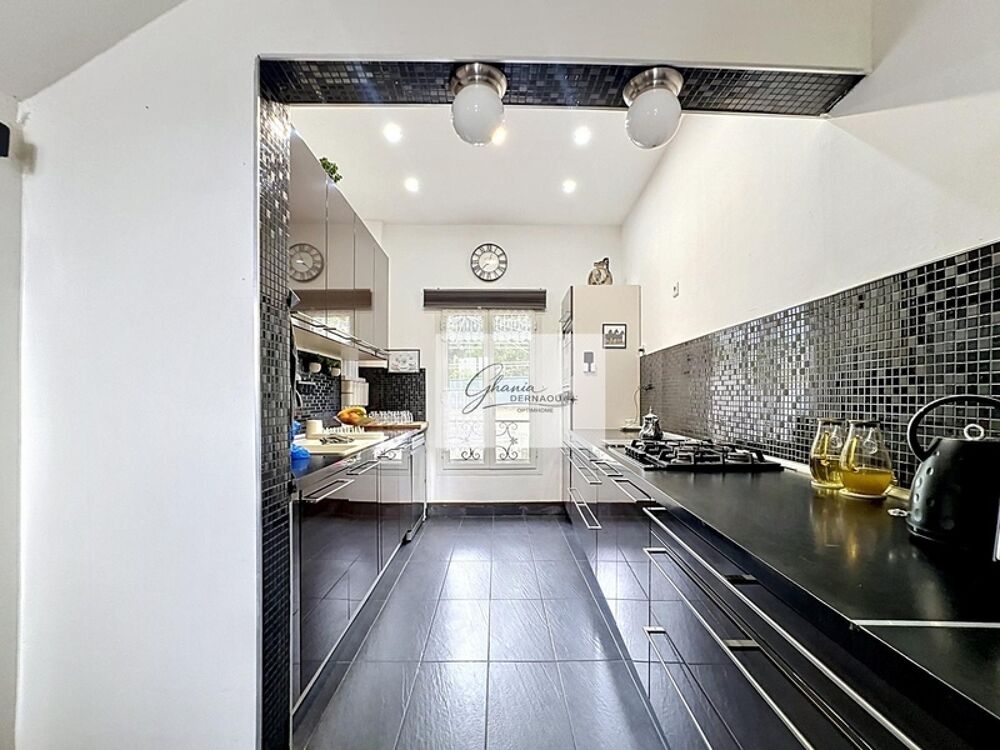 Maison a vendre 250m² 7 pièces 5mn du métro ligne 11 Bus 76 NOISY LE SEC (93)