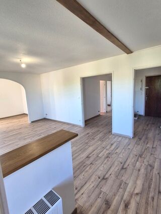  Appartement � vendre 4 pi�ces 83 m�