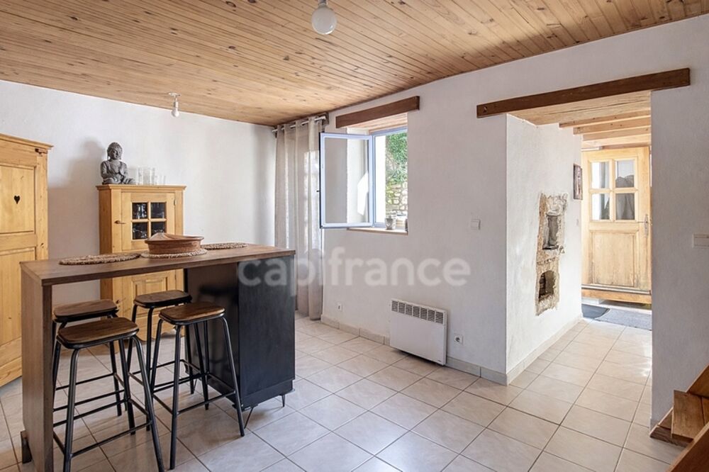 Vente Maison Dpt Drôme (26), à vendre proche de LA TOUCHE maison en pierre P5 mitoyenne, d'environ 110 m² habitables avec cour La touche