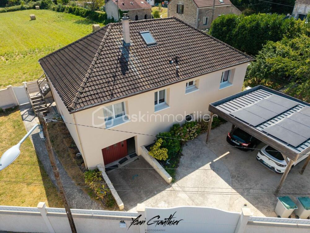 Vente Maison Maison familiale rénovée – 5 chambres – Sous-sol total – Vue sur les champs et la forêt Fontenay les briis