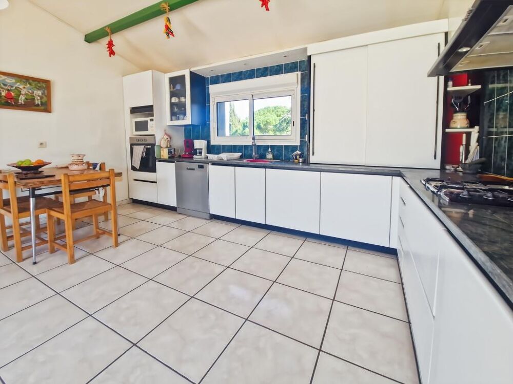 MAISON - 4 CHAMBRES - SPACIEUX - LUMINEUX - CALME - JARDIN - TERRASSE - GARAGE - MODERNE - PISCINE -RAMONVILLE