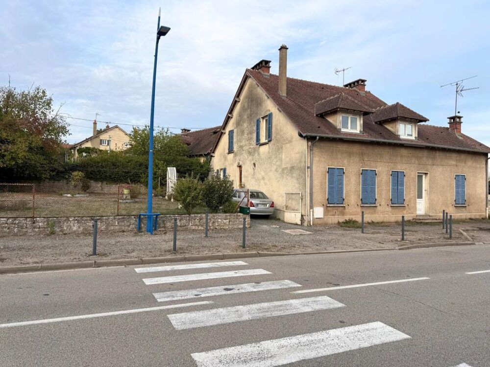 Maison de 8 pièces de 200 m² à Saint-Léger-des-Vignes