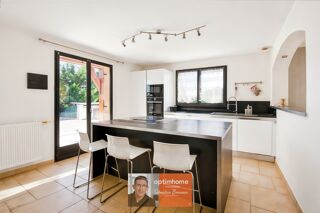  Maison à vendre 10 pièces 295 m²