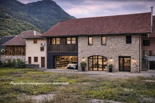  Remise / Grange � vendre 7 pi�ces 600 m� Marlens