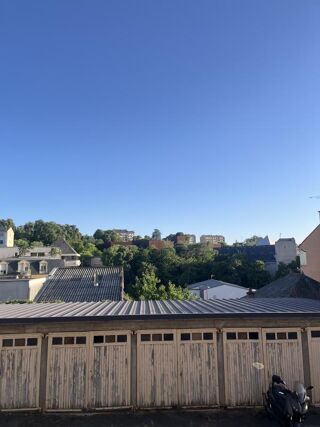  Appartement à louer 4 pièces 66 m²