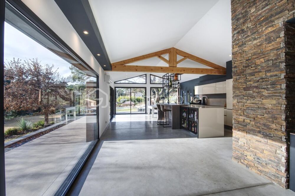 � vendre  Propri�t�/ch�teau Uchaux (84100)