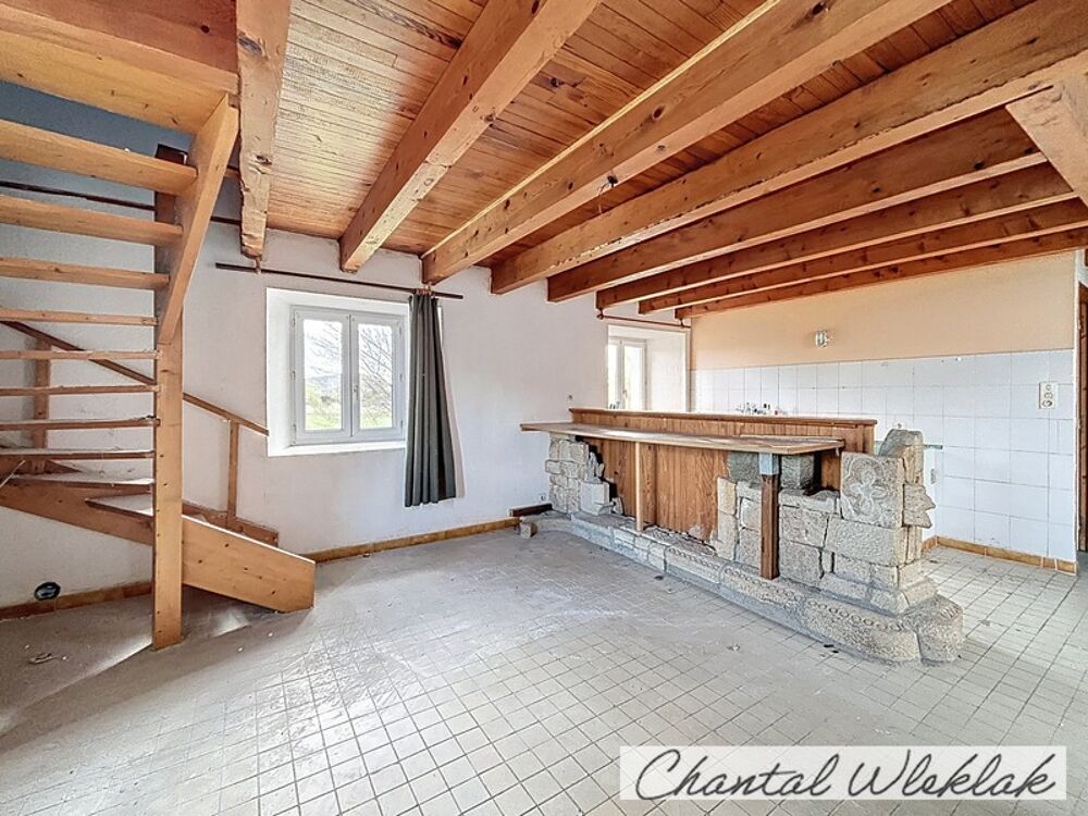 Maison en pierre à vendre corps de ferme à AUBENAS (07) - Terrain plat 1,4 ha