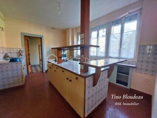  Propri�t�/ch�teau � vendre 13 pi�ces 305 m�