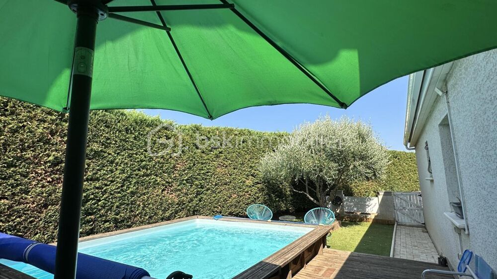 Villa plain-pied avec piscine et garage