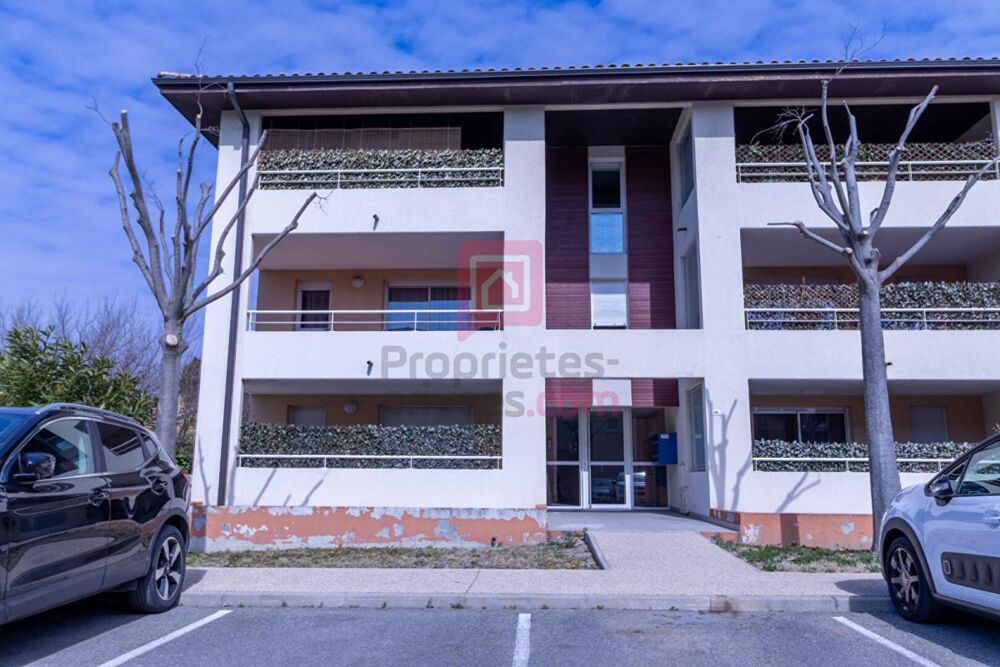 Vente Appartement INVESTISSEURS- appt T3  67.32 m2 avec terrasse 14 m2, garage, parking. loué Carpentras