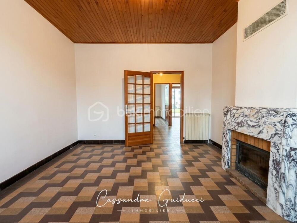Vente Maison Maison de type 4 avec jardin et garage en fond d'impasse Marseille 11