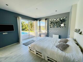  Maison  vendre 7 pices 240 m