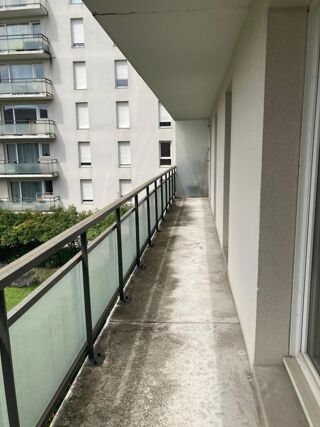  Appartement � louer 4 pi�ces 77 m�