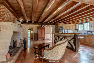  Propri�t�/ch�teau � vendre 7 pi�ces 251 m�