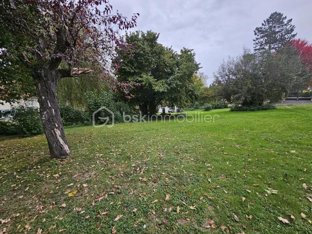 Vente Terrain Terrain constructible de 861 m² à Pommeuse – secteur calme et boisé Pommeuse