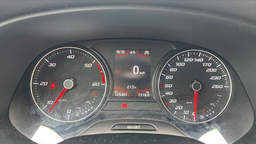 Leon 1.6 TDI 115 Urban Advanced 2018 occasion 35500 Vitre