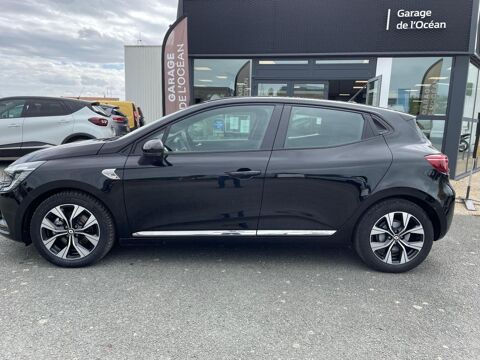 Clio V SL LIMITED E-TECH HYBRIDE 140 -21N HYDRIDE 140-21N 2021 occasion 17320 Marennes