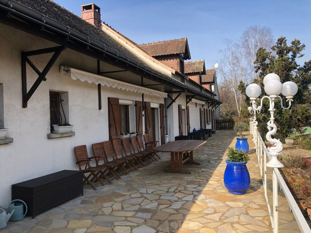 Maison à vendre 7 pièces proche de MONTLUCON (03)
