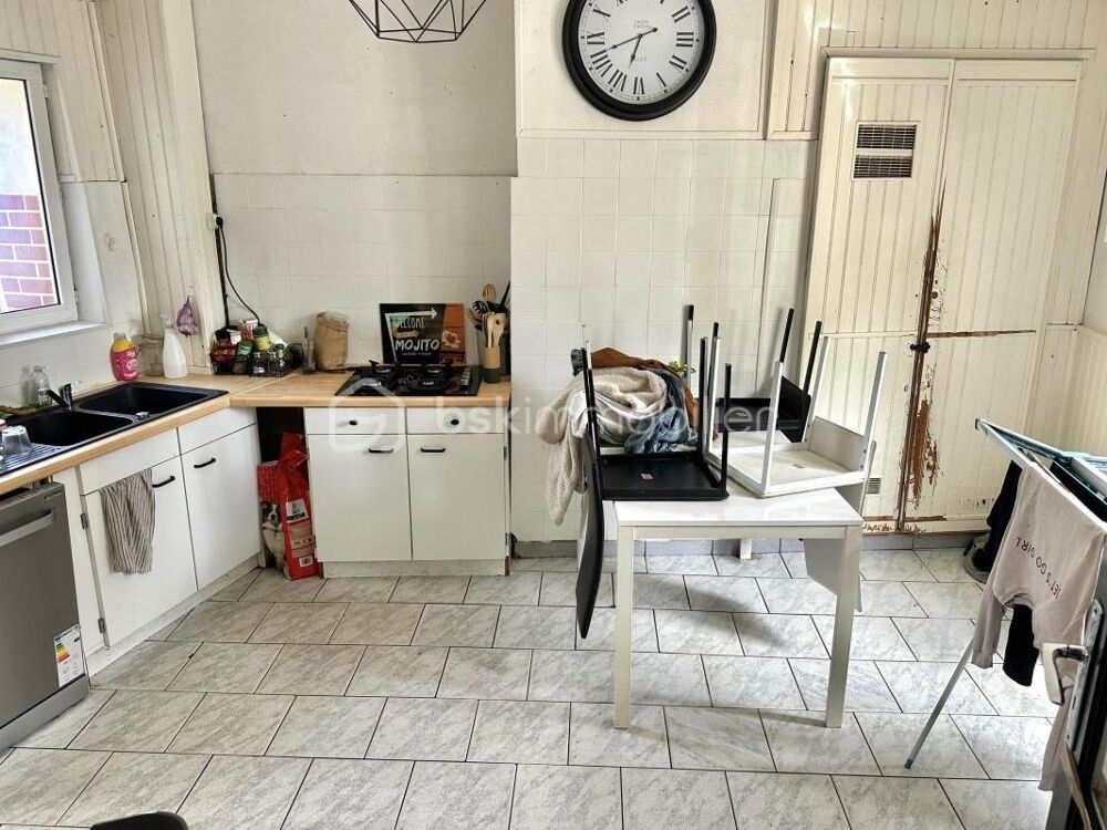 Petit-Couronne 76650, Maison 121m2 avec potentiel d'agrandissement de grenier 30m2 & dépendance 70m2