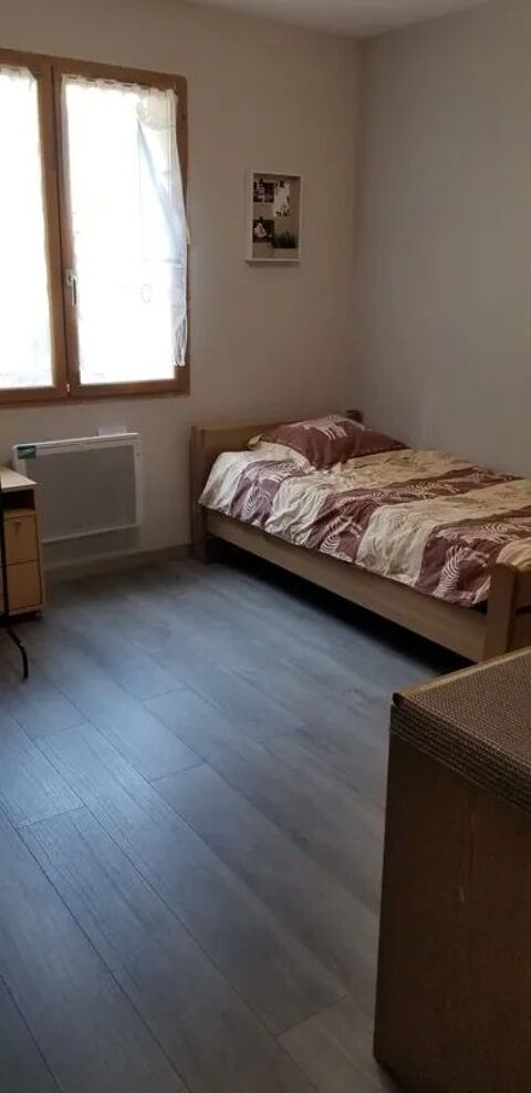 Appartement  louer 1 pice 100 m