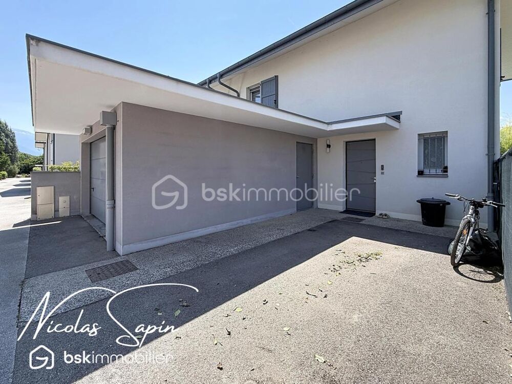 Maison jumelée de 102m2 avec piscine RT 2012