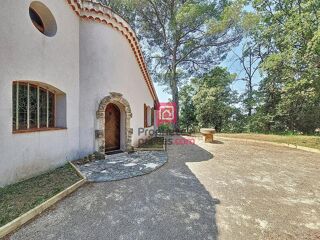  Villa � vendre 9 pi�ces 220 m�