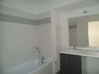  Appartement à louer 2 pièces 42 m²