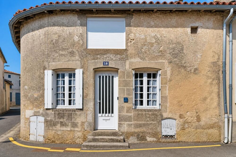 Vente Maison Investissement locatif idéal coeur de Jonzac, 137m² Jonzac