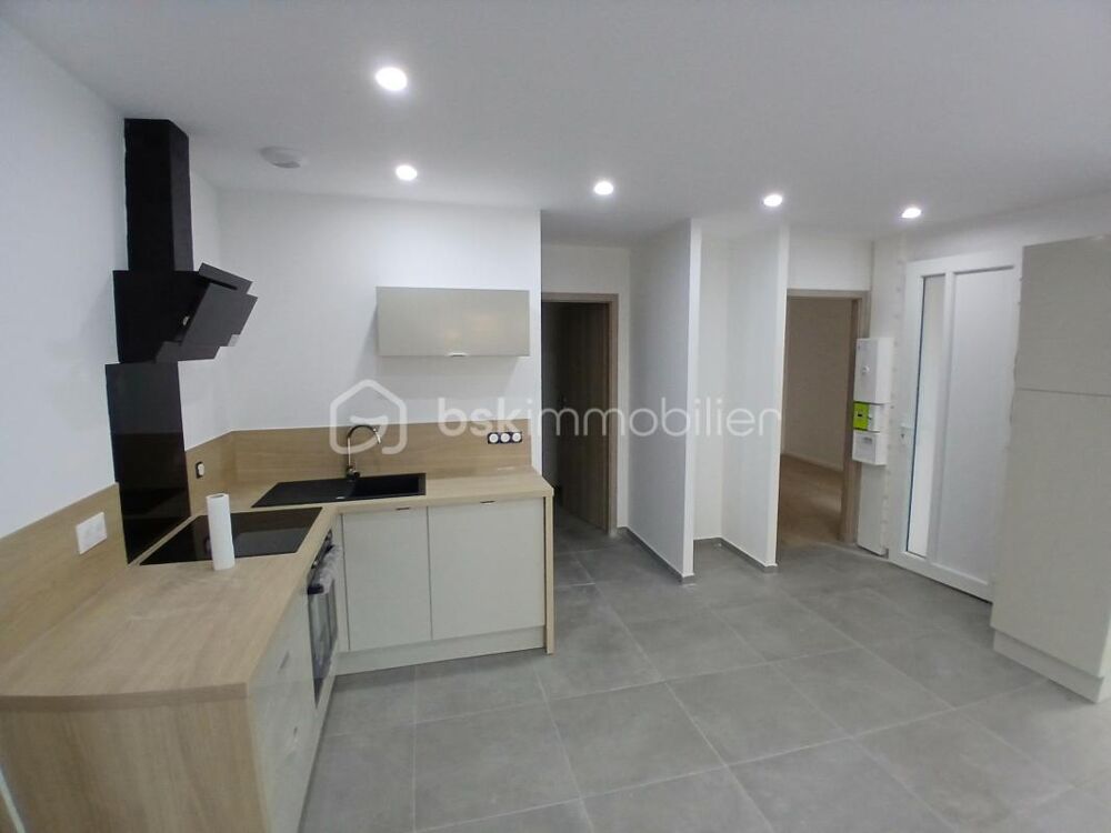 Vente Appartement DANS MAISON, TRES BELLE APPARTEMENT T3 NEUF  EN DERNIER ETAGE AVEC TERRASSE ET VUE PANORAMIQUE Champvans les moulins
