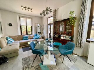  Propri�t�/ch�teau � vendre 12 pi�ces 240 m�