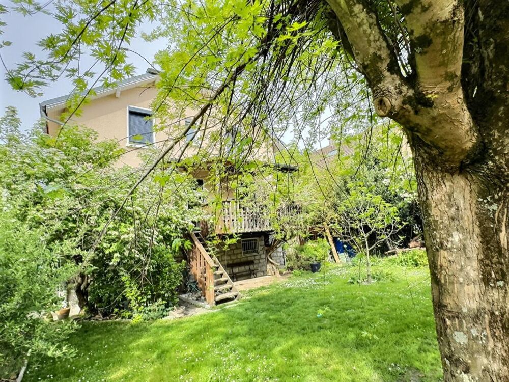 Vente Maison Maison Chambéry- secteur Bissy, 8 pièces, 184 m2 sur 400m2 de terrain Chambery
