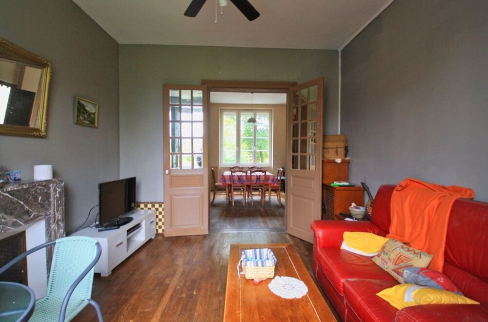 Charmante maison de style 1930, 4 chambres, à proximité des commodités