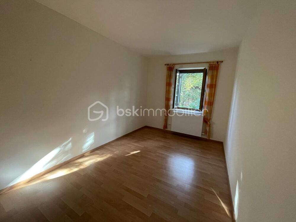 à vendre  Propriété/château Ménerbes (84560)