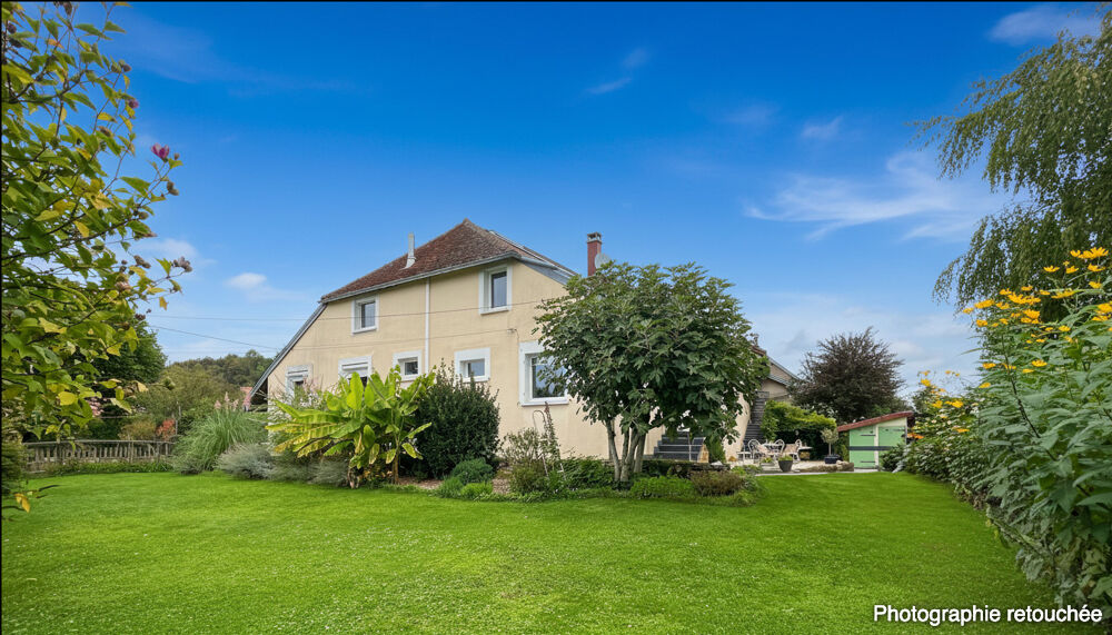 Vente Maison Pupillin - Demeure de charme - 362 m2 - 7 chambres Pupillin