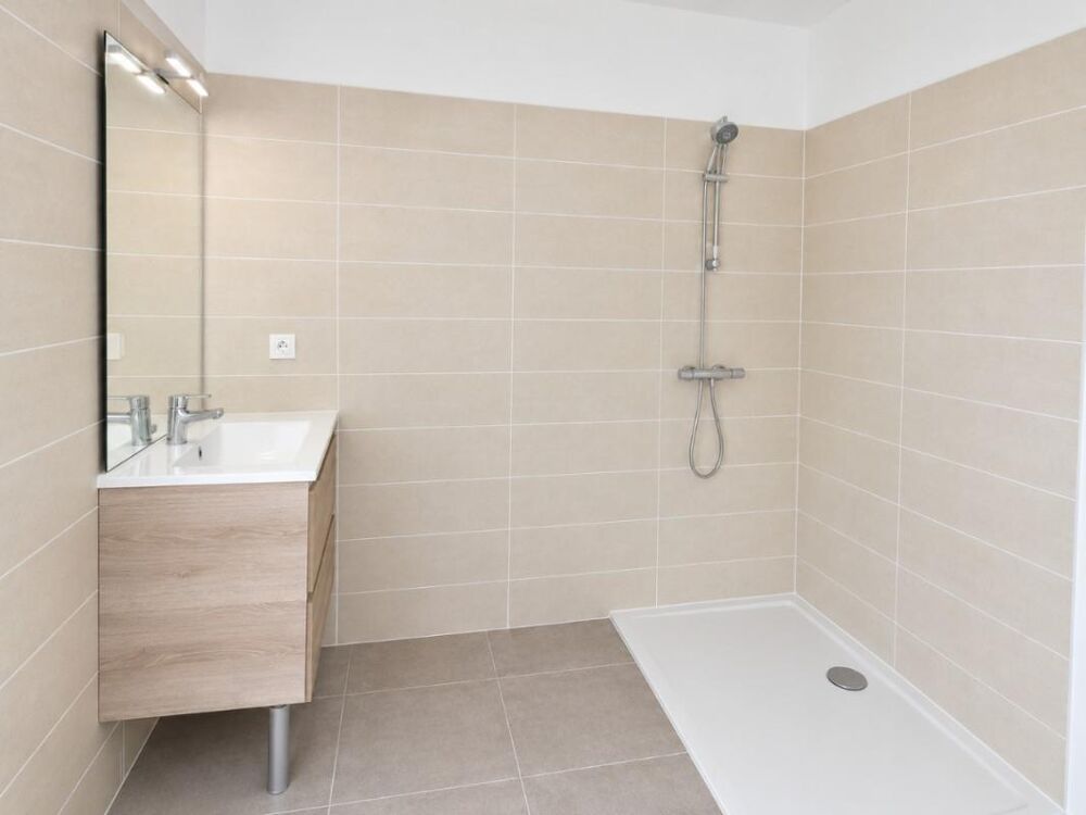Location Appartement T2 avec terrasse et parking à AVIGNON Avignon