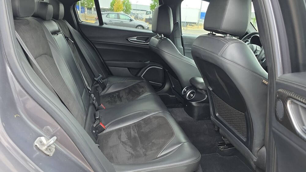 Giulia 2.2 JTD 210 Q4 AT8 Veloce Ti - Automatique 2020 occasion 82000 Montauban