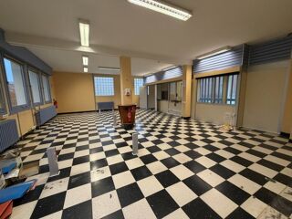  Maison � vendre 9 pi�ces 255 m�