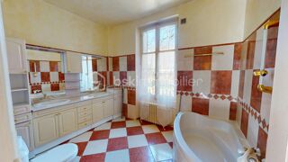  Propriété/château à vendre 10 pièces 197 m²