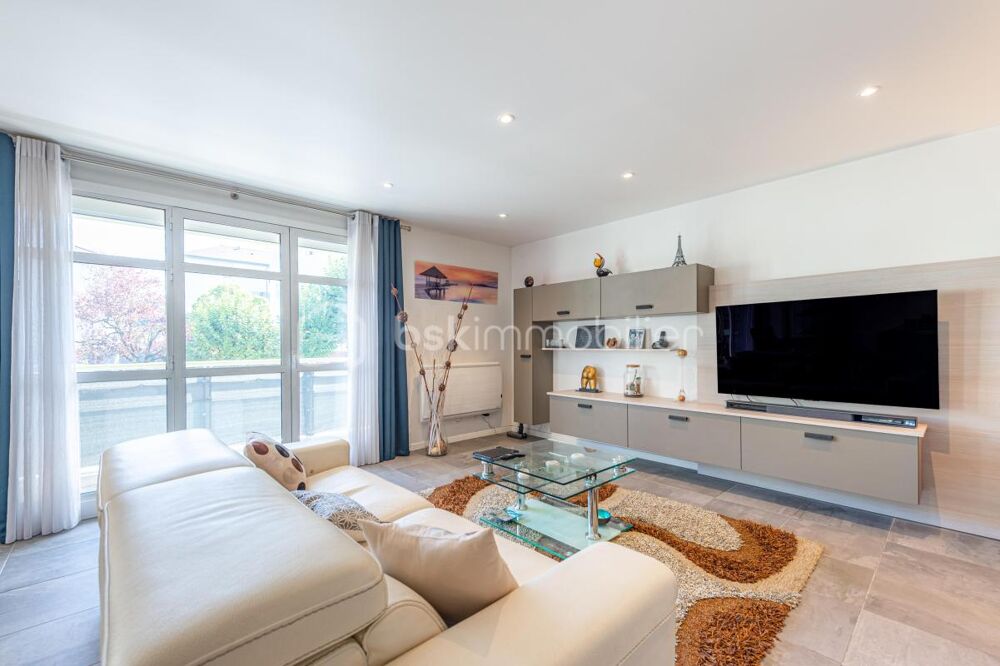 Vente Appartement ANNECY – CRAN-GEVRIER – BEL APPARTEMENT T3 ENTIÈREMENT RÉNOVÉ, CAVE ET GARAGE Cran gevrier