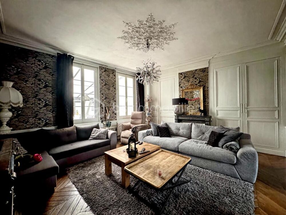 Vente Maison MAISON FAMILIALE OU ENSEMBLE IMMOBILIER Damville