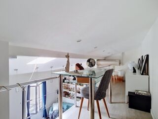 Vente Appartement Appartement 2P- Paris 17 - 38m²- 3/3 Paris 17