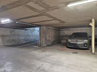  Parking / Garage  vendre 10 m