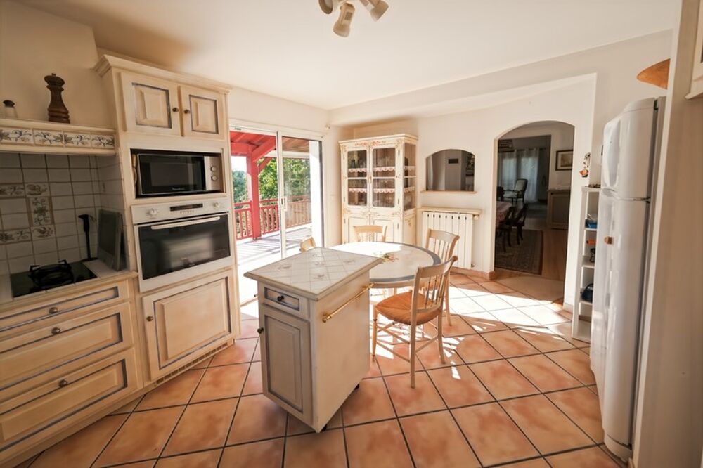  vendre  Maison Bassussarry (64200)