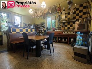  Propri�t�/ch�teau � vendre 10 pi�ces 380 m�