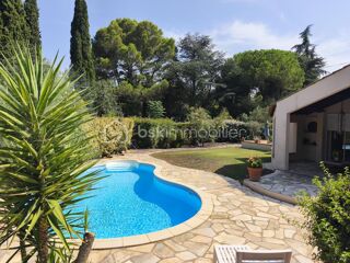  Villa à vendre 4 pièces 150 m²