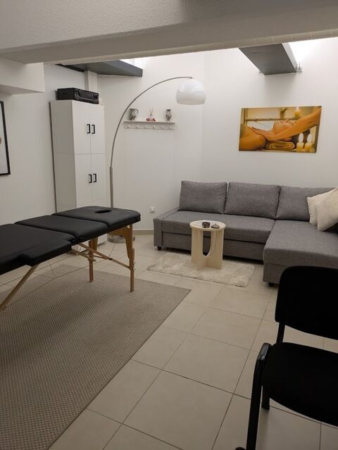   Dpt Isère (38), à louer BOURGOIN JALLIEU Local commercial 60 m² 