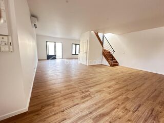  Maison � vendre 15 + pi�ces 827 m�